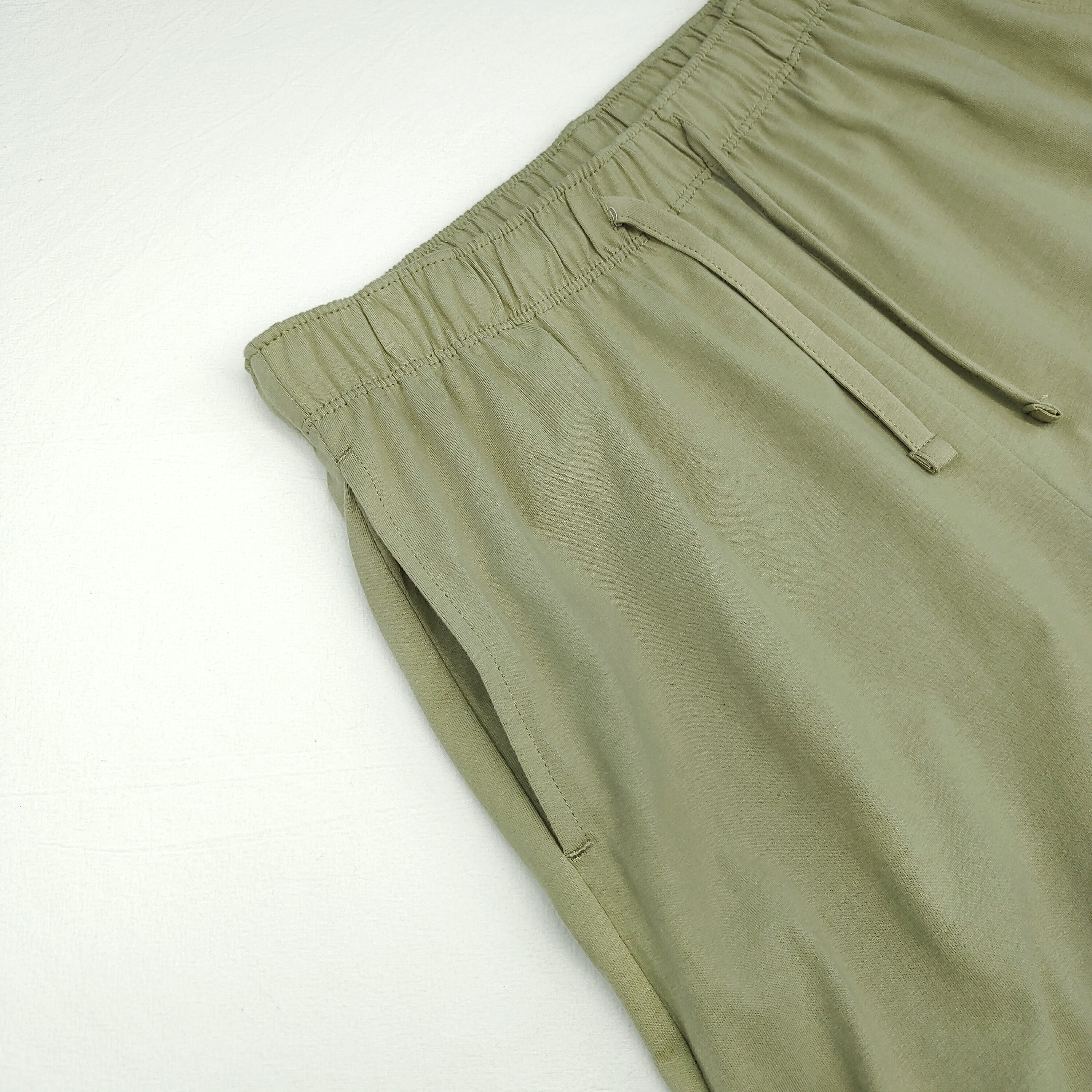 Women’s Cotton Linen Drawstring Shorts High Waist Loose Fit Summer Shorts with Pockets
